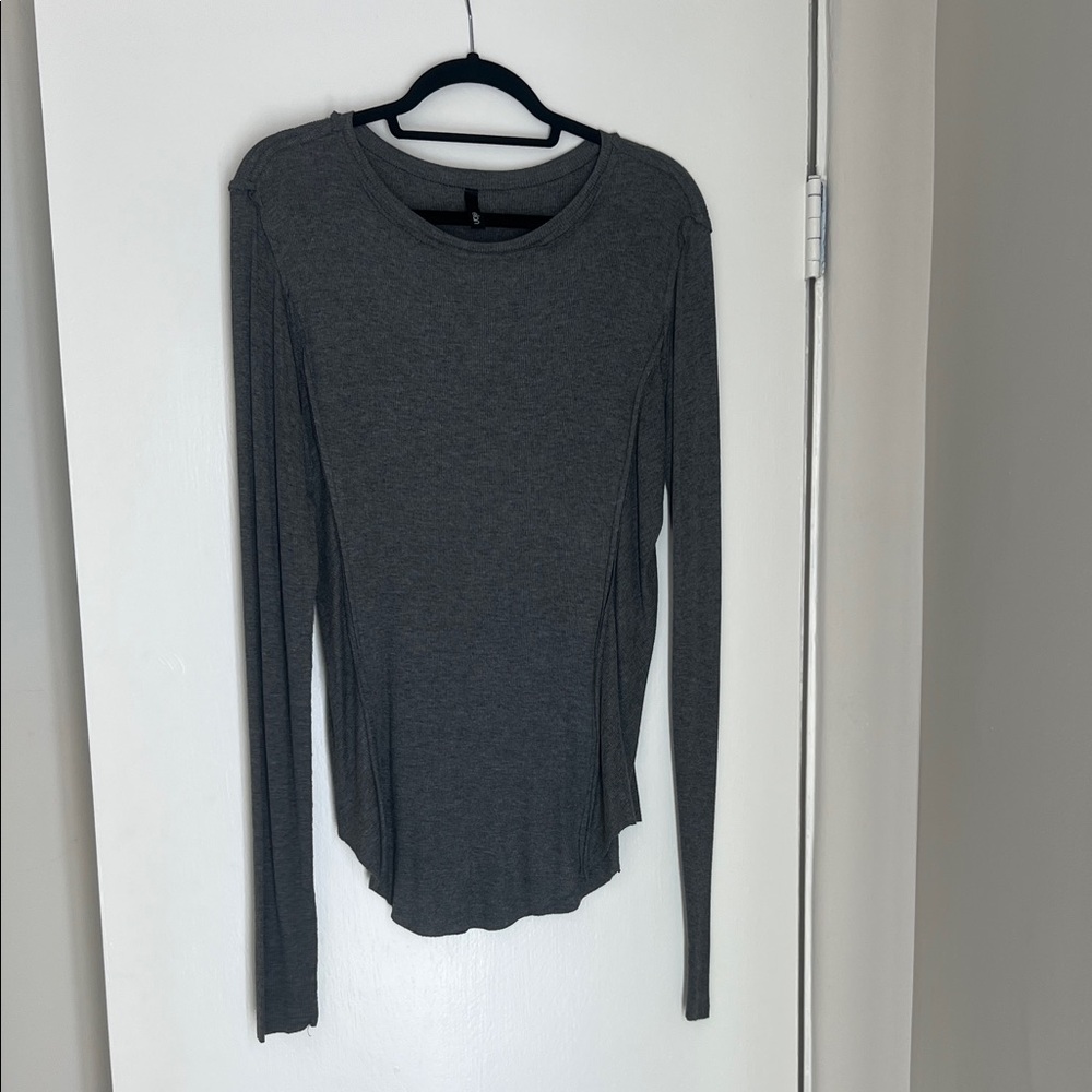 Women's Long Sleeve Gray Top